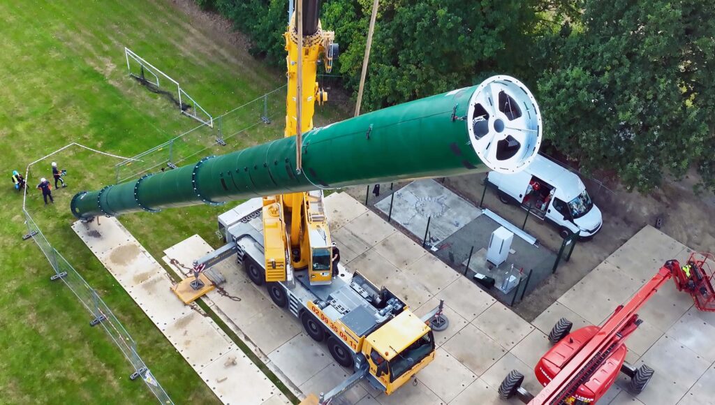 Clip installation pylone 5G Clip installation pylone 5G